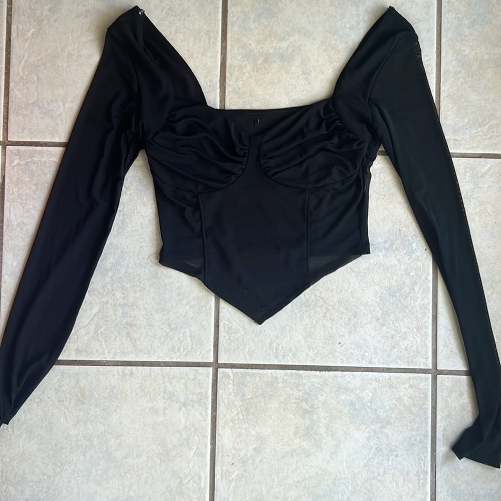 Forever 21 black long sleeve crop top size small dress shirt
